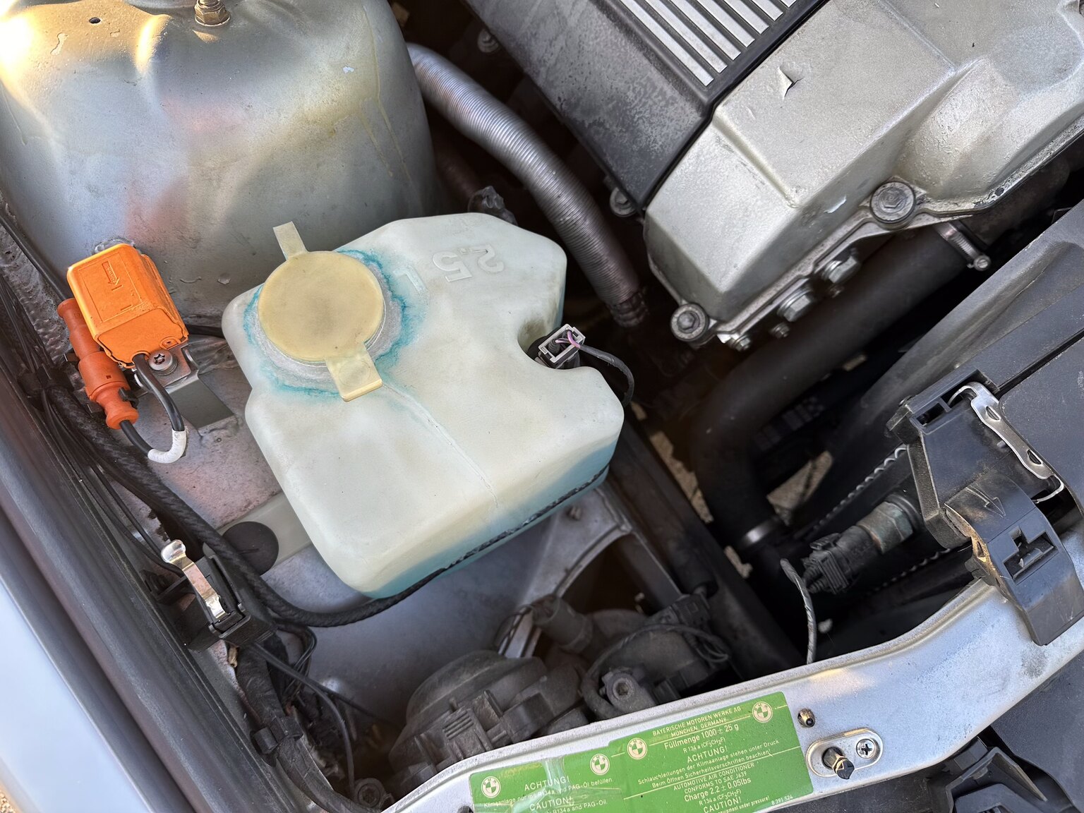 Image of 1993 BMW 325i Convertible mechanics