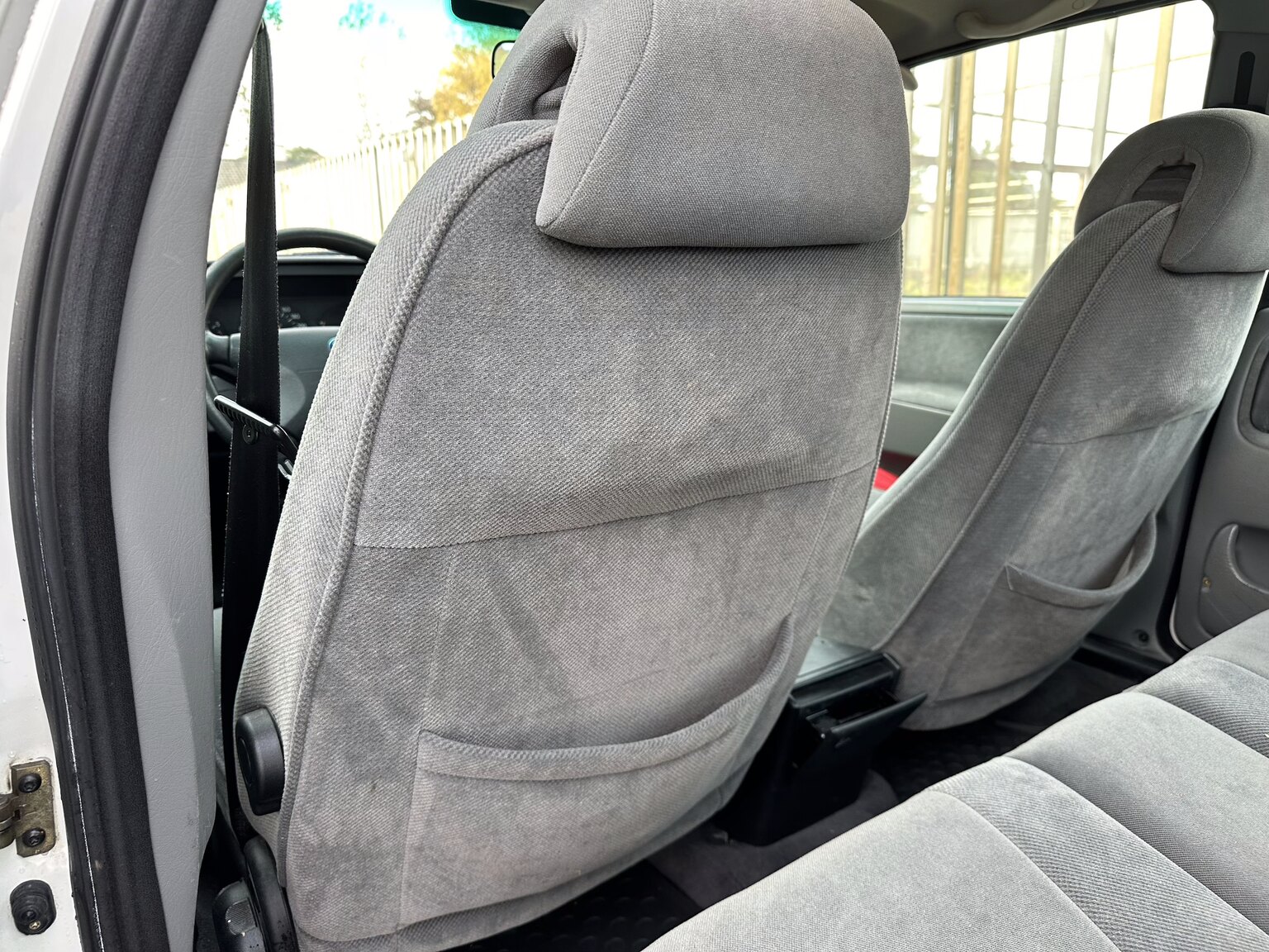 Interior image of 1996 SAAB 9000