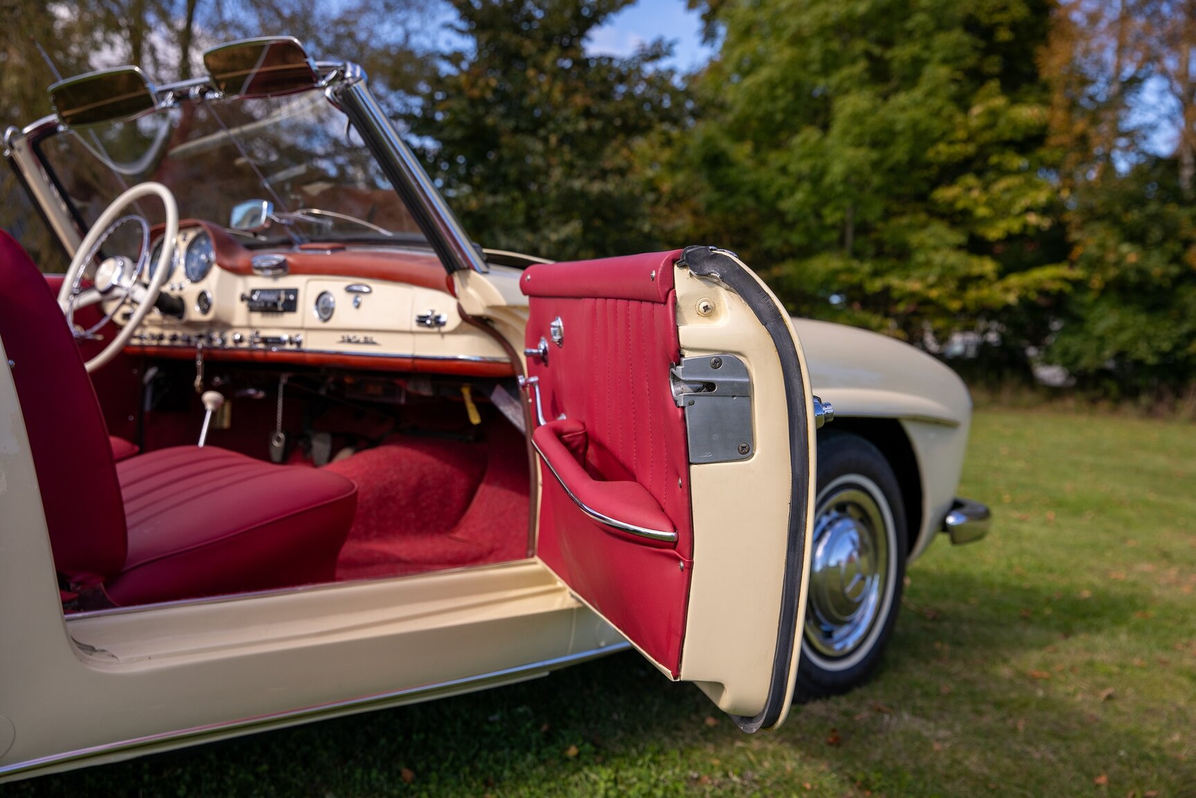 Innenraumfoto von 1958 Mercedes-Benz 190SL