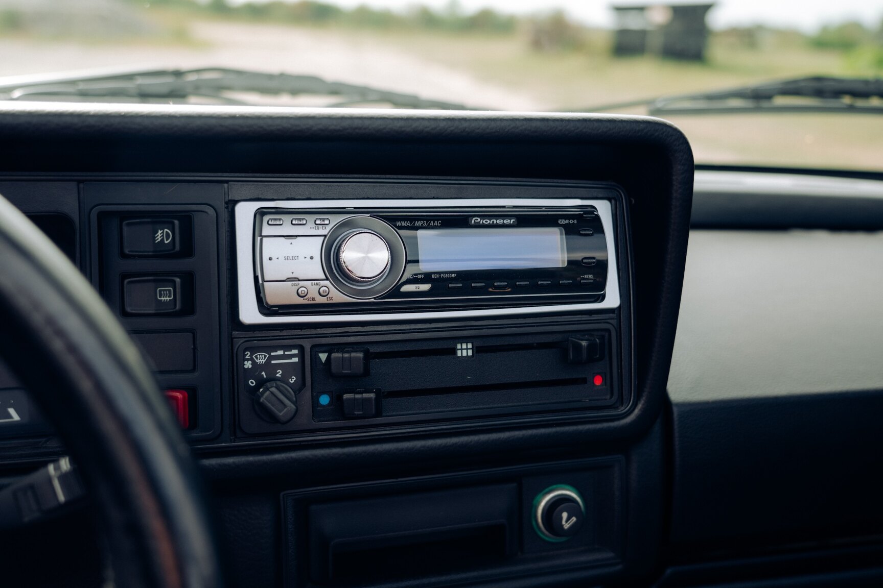 Innenraumfoto von 1991 VW Golf Cabriolet "Etienne Aigner Edition"