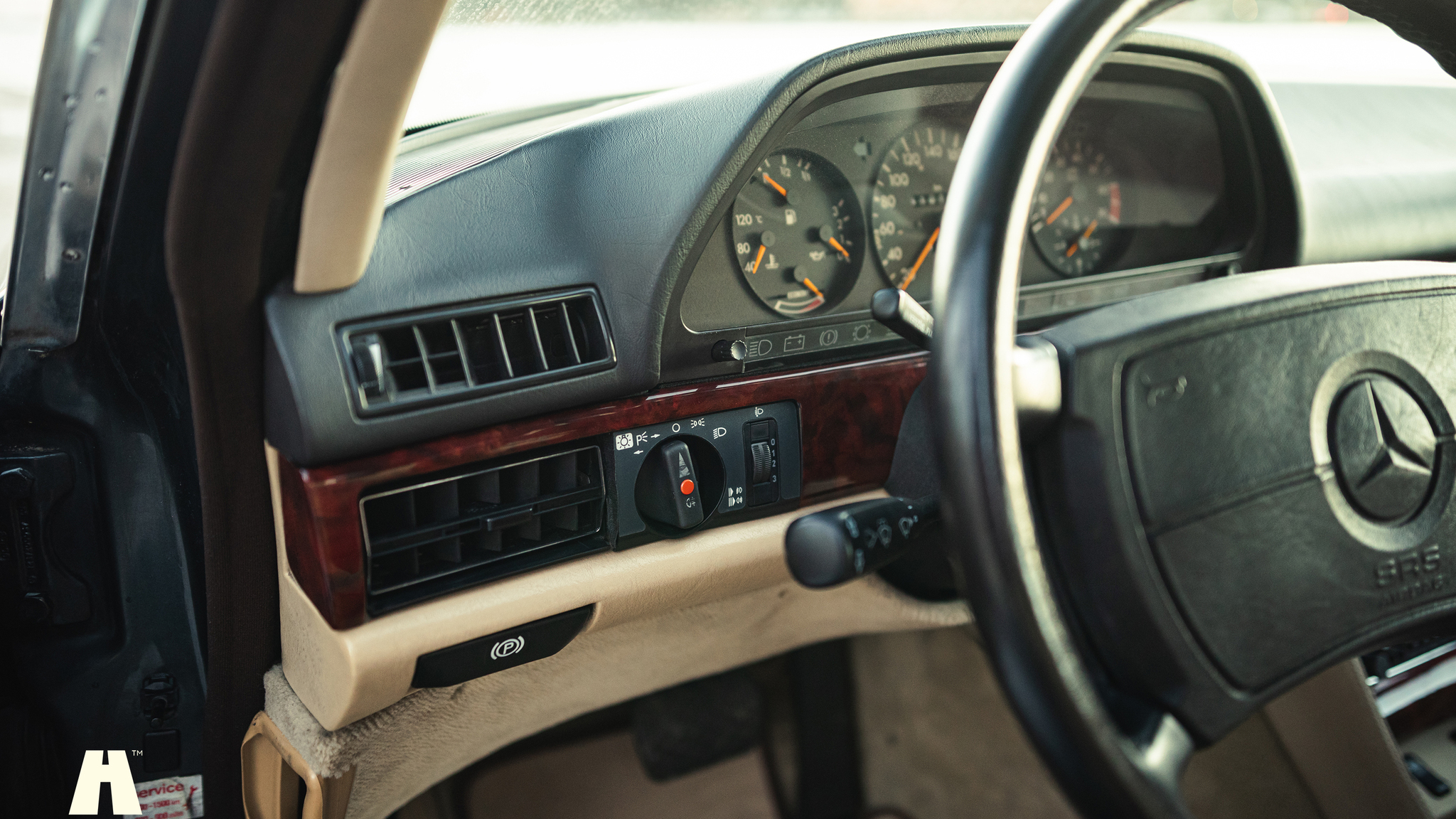 Interiörbild 1991 Mercedes 1000 SEL TRASCO