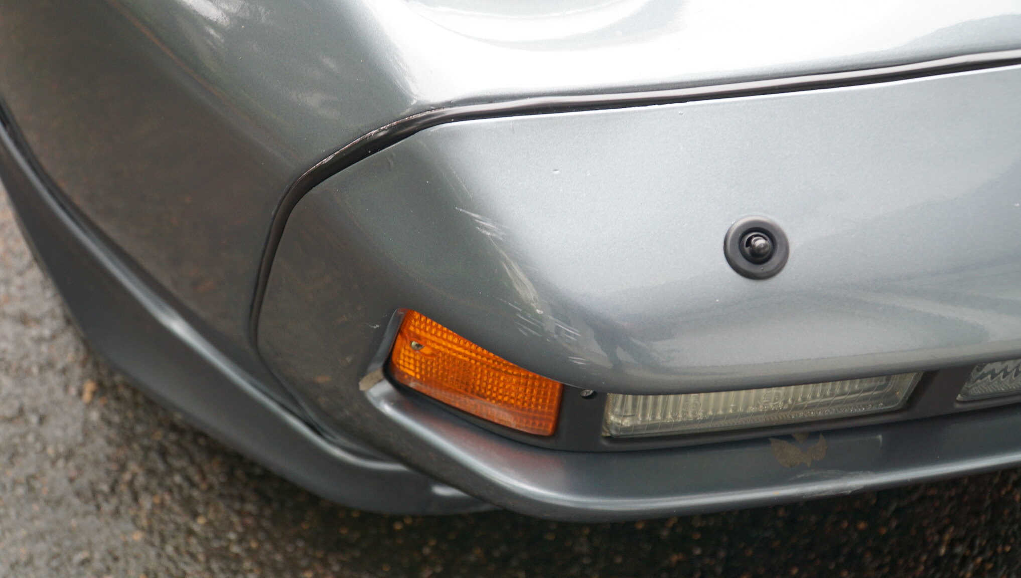 Exterior image of 1983 Porsche 928S (91)