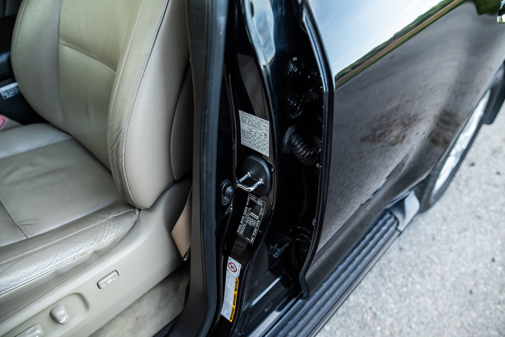 Interior image of 2008 Toyota Land Cruiser 4.5 4WD V8