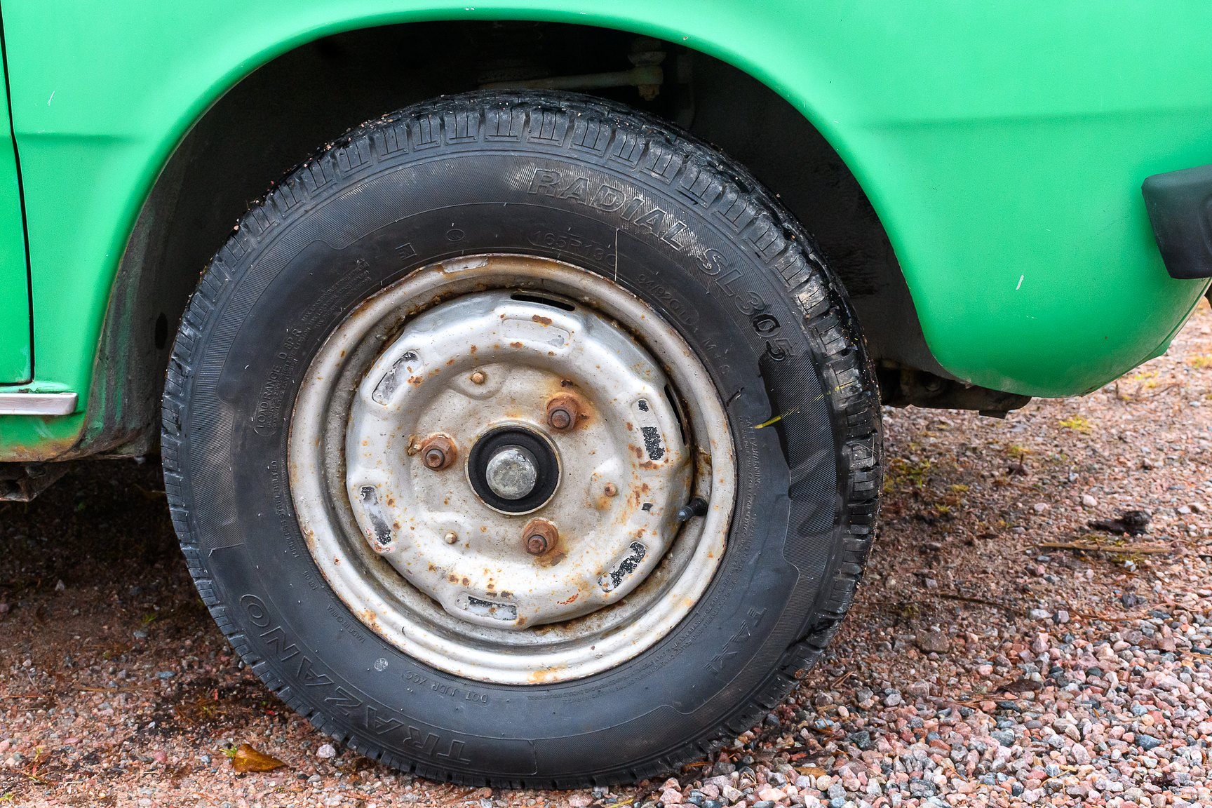 Exteriörbild på 1974 DAF 6633 - NO RESERVE