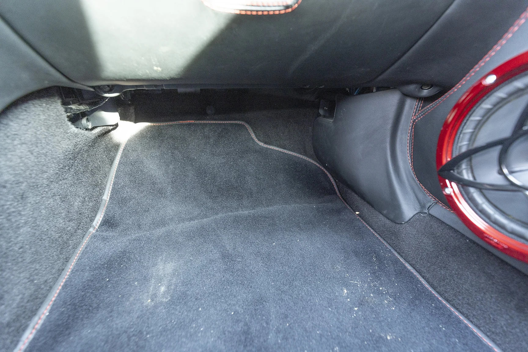 Innenraumfoto von 2002 Toyota Celica APR GT300 - NO RESERVE (18)