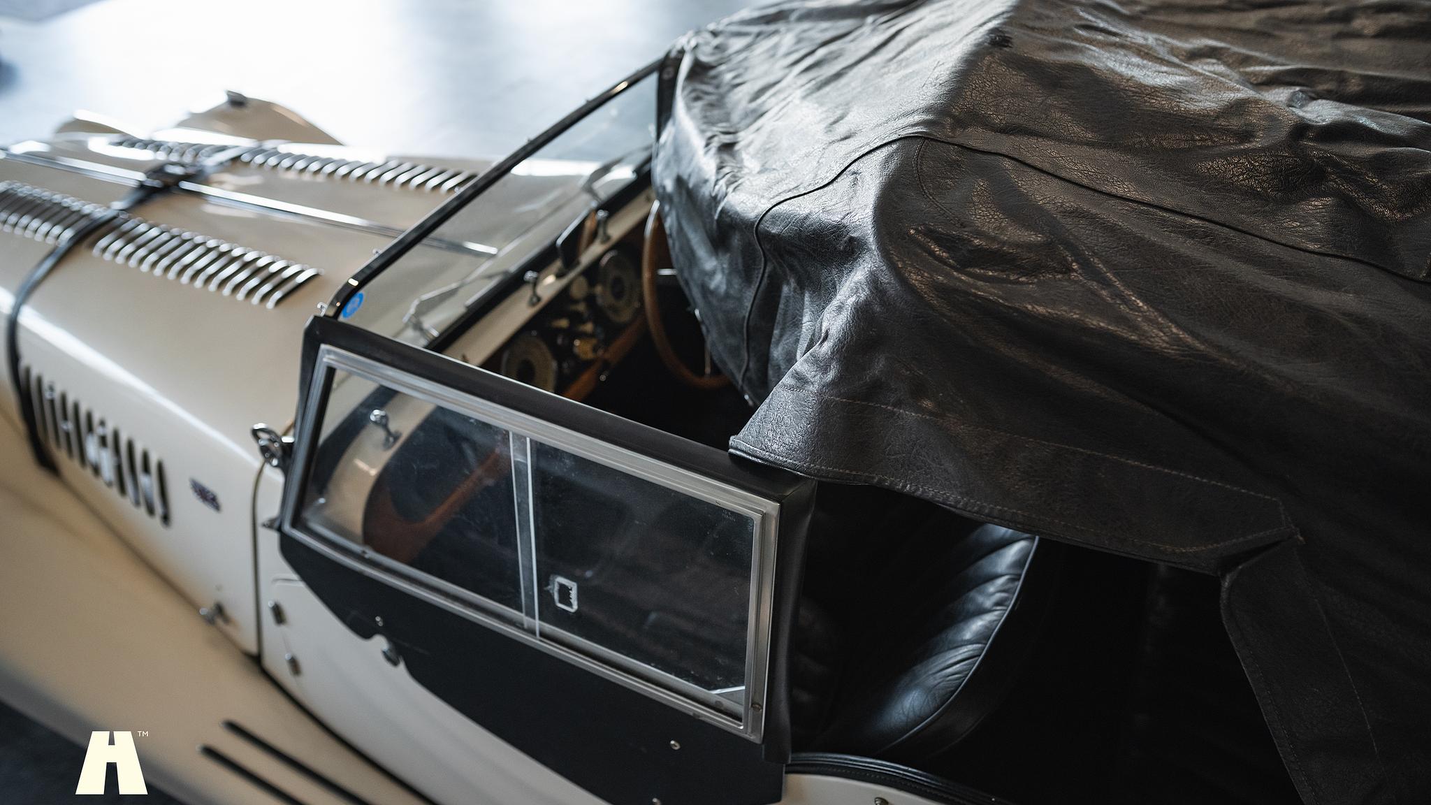 Aussenfoto 1954 Morgan Plus 4 