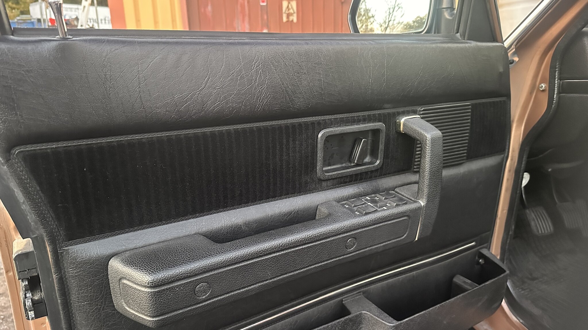 Innenraumfoto von 1981 Volvo 244 GLE D6