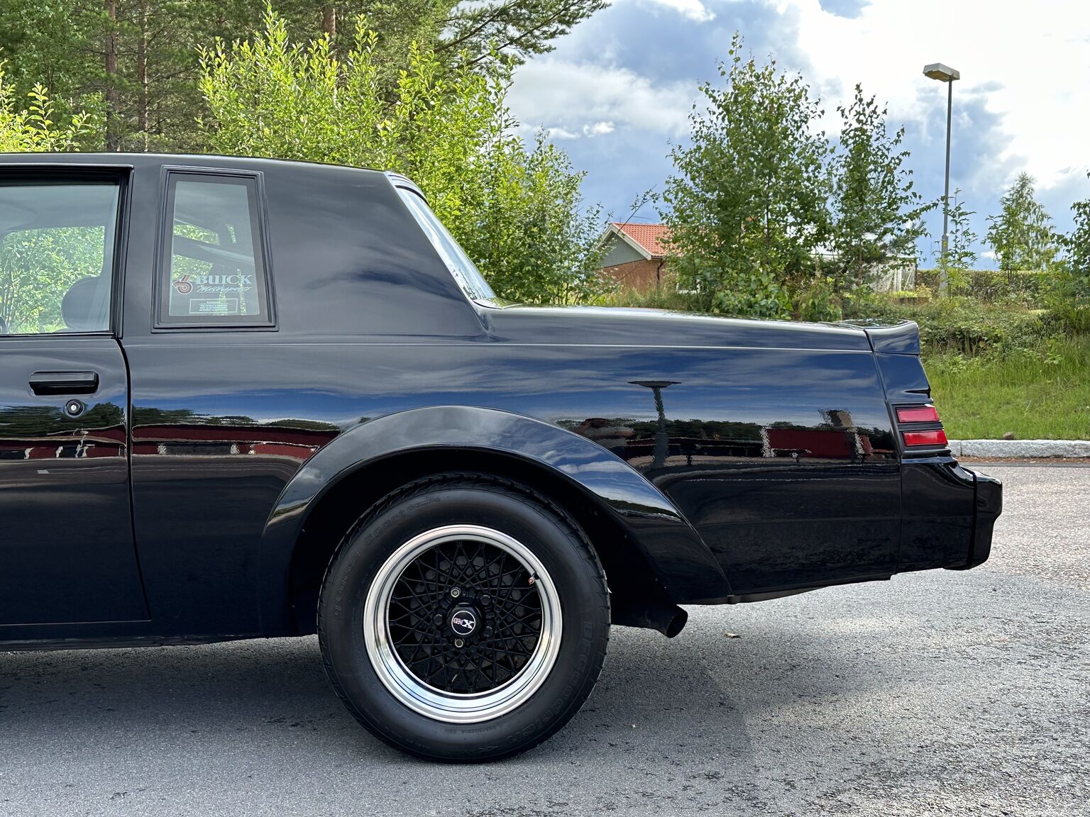 Exterior image of 1987 Buick Grand National "GNX" (5)