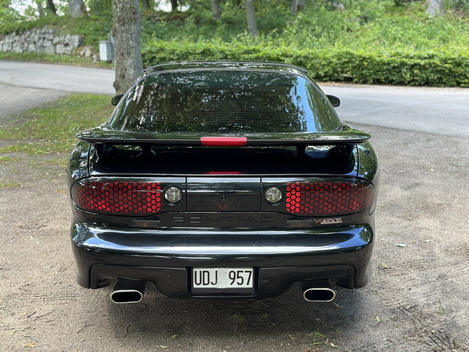Aussenfoto 2000 Pontiac TransAm Firebird (9)