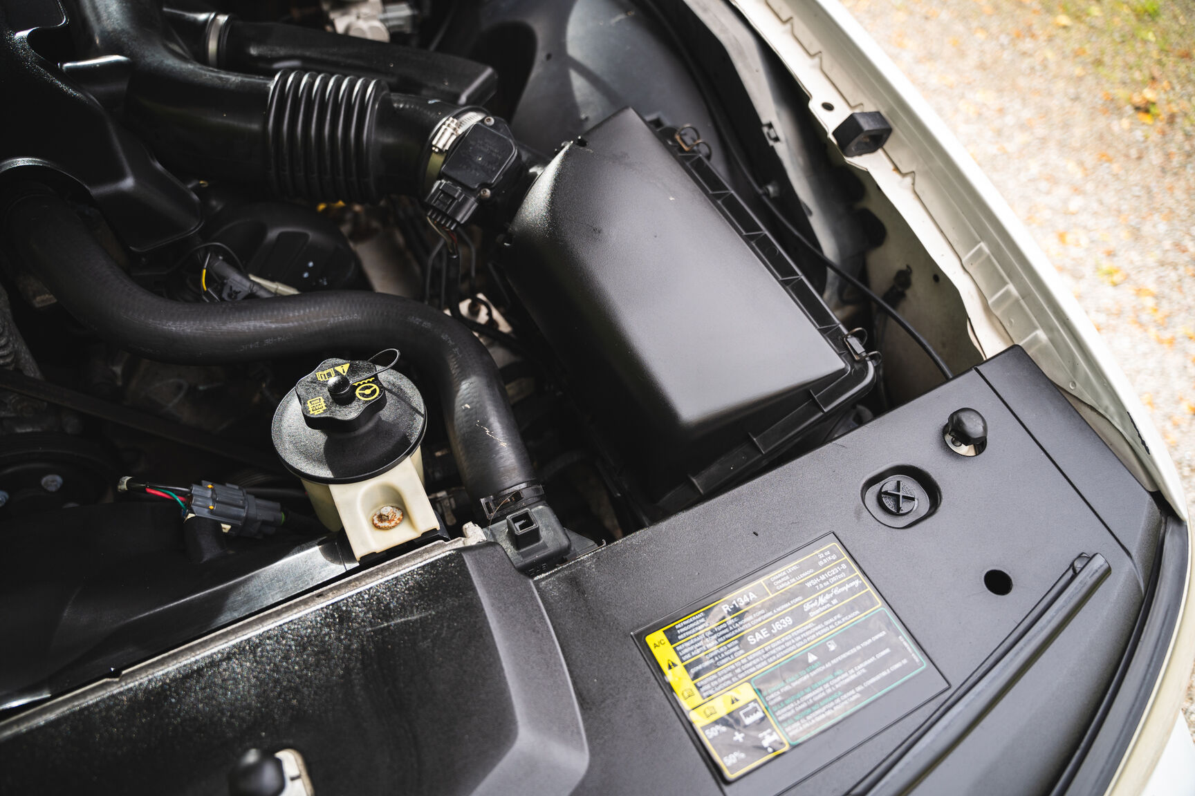 Image of 2003 Lincoln Town Car mechanics