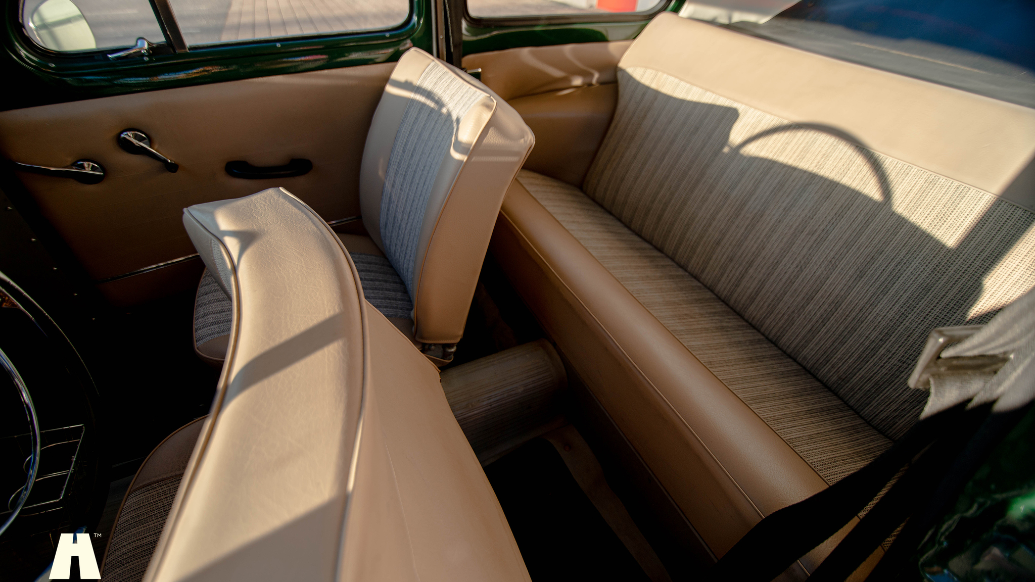 Interiörbild 1961 Volvo PV 544 Sport