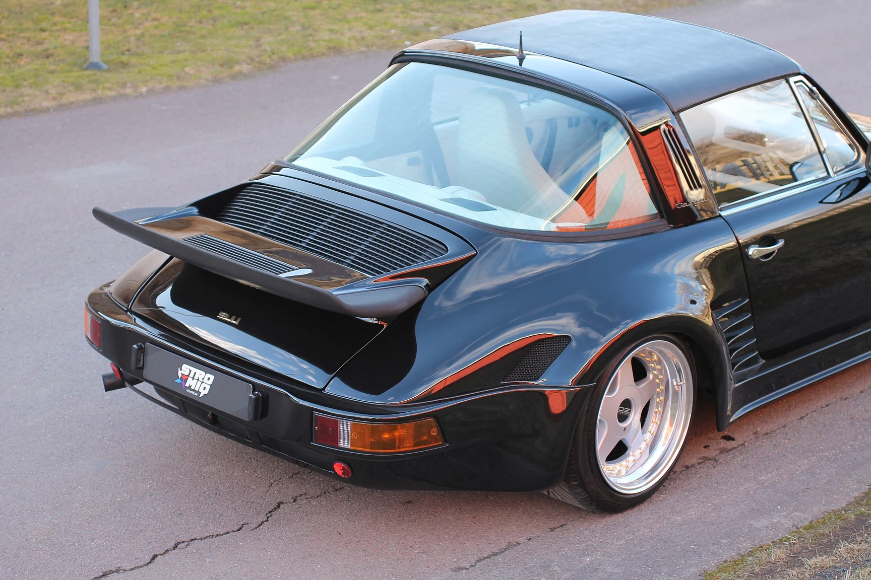 Aussenfoto 1976 Porsche 911 Targa Flachbau - Josef Zirkelbach DP (118)