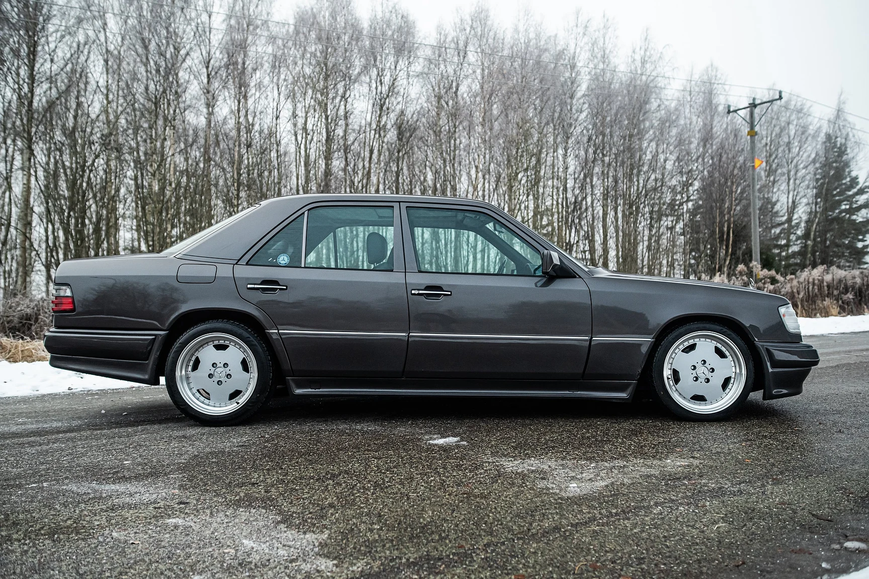 Aussenfoto 1993 Mercedes-Benz E 320 "AMG" (4)