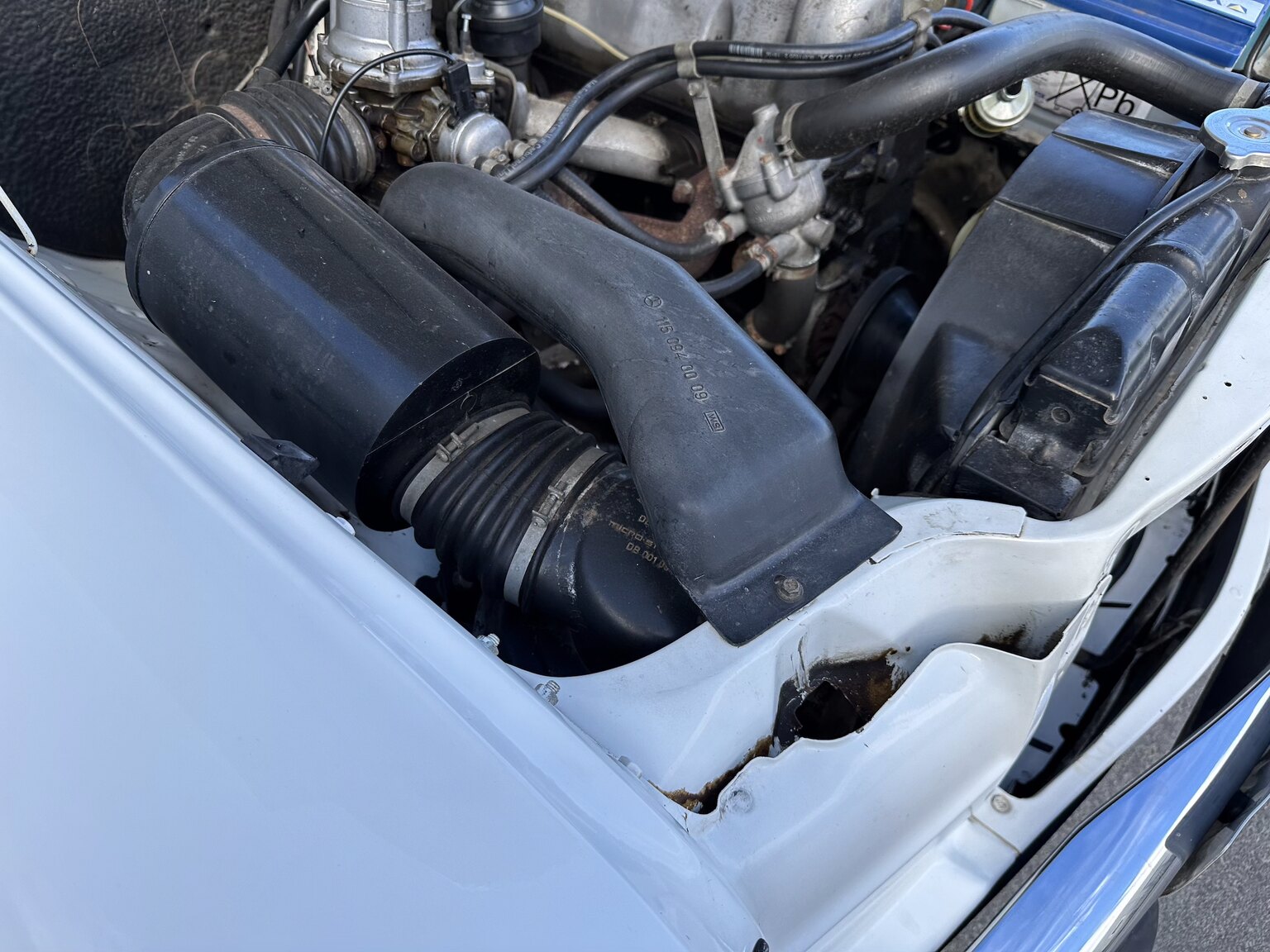 Image of 1975 Mercedes Benz 200 mechanics