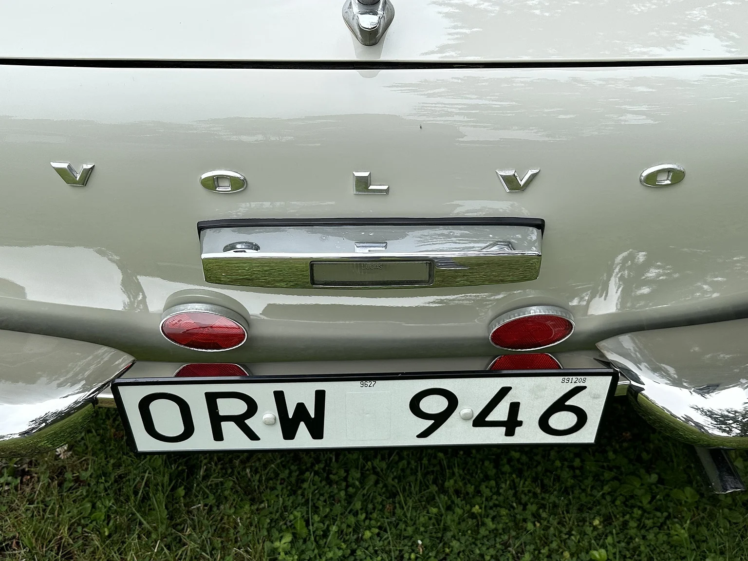 Exterior image of 1964 Volvo P1800S (81)