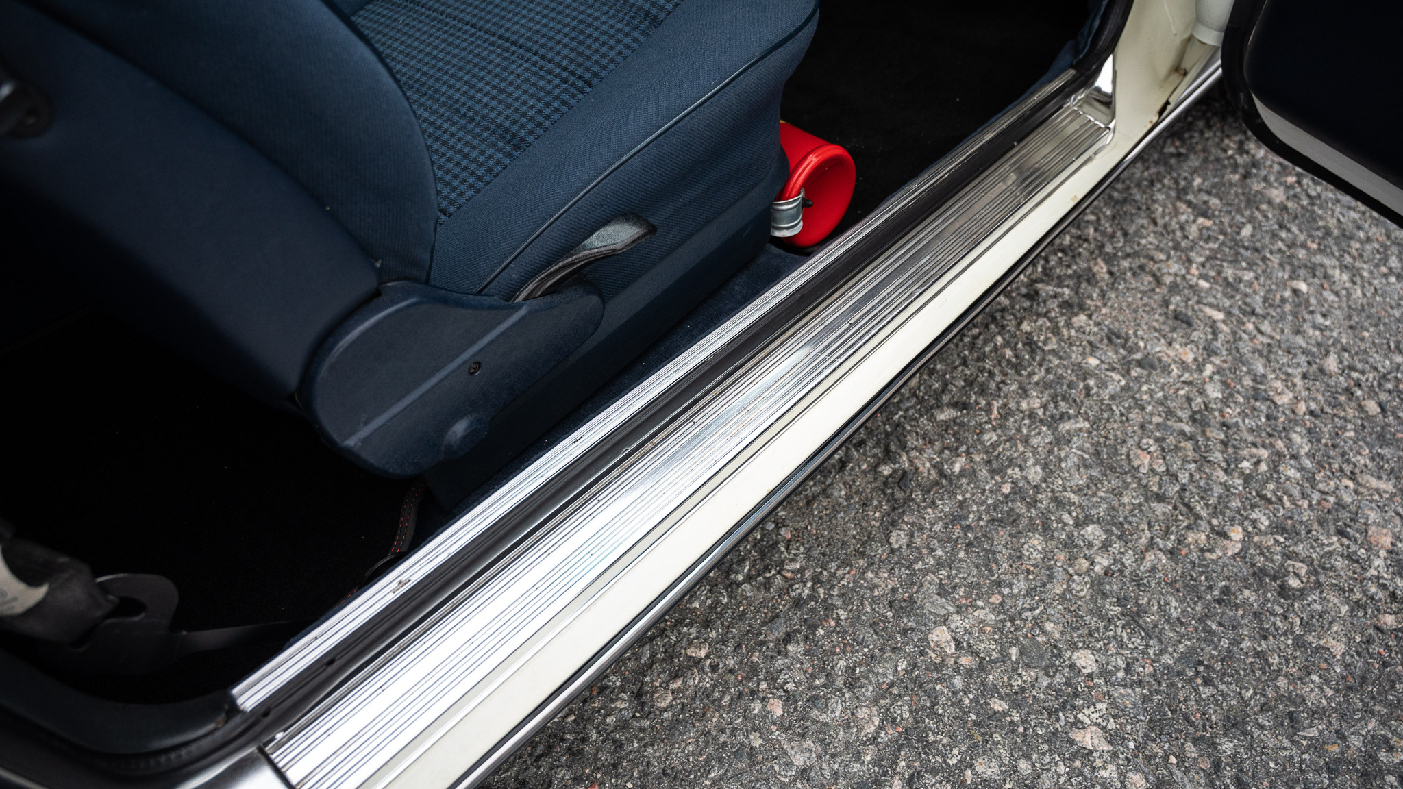 Interior image of 1983 BMW 635 CSi