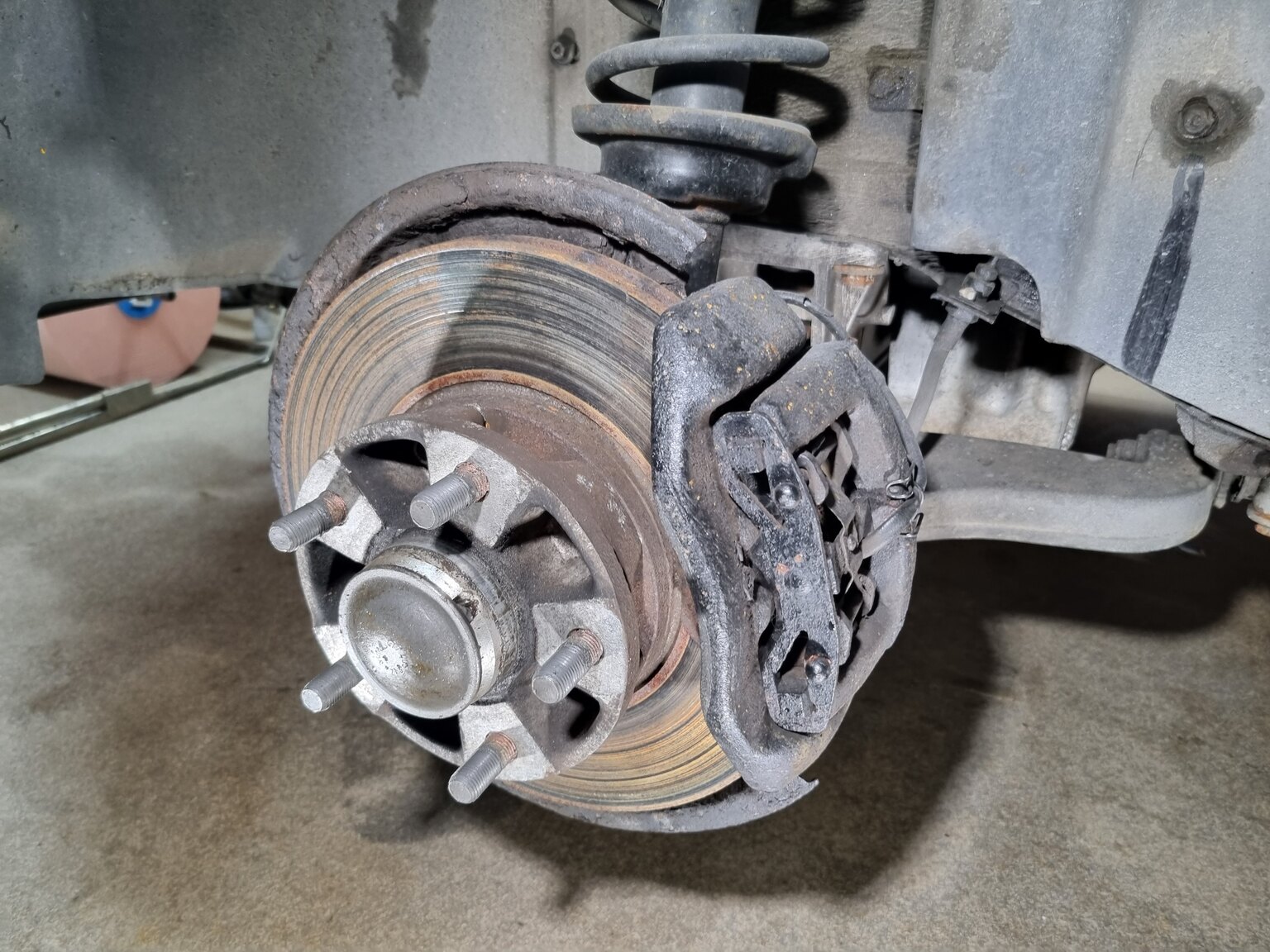 Image of 1985 Porsche 944 "NO RESERVE AUCTION" mechanics