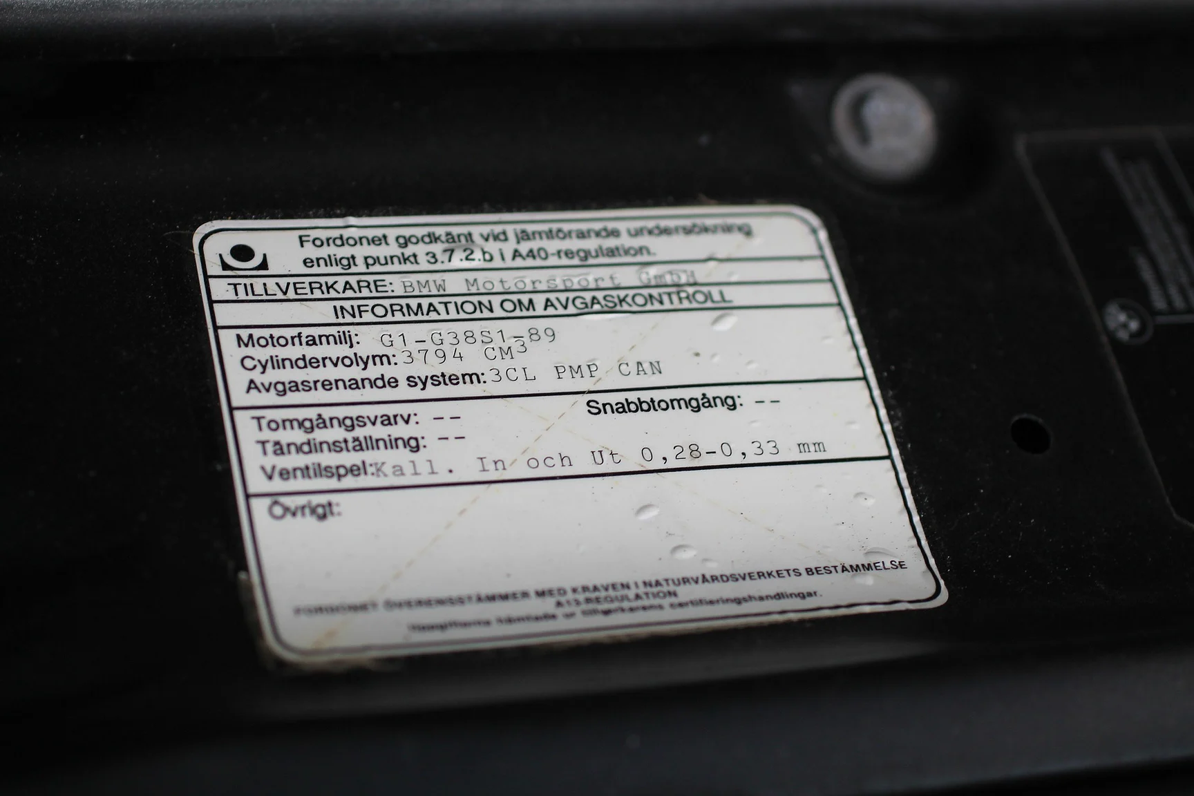 Image of 1993 BMW E34 M5 Touring  (41) mechanics