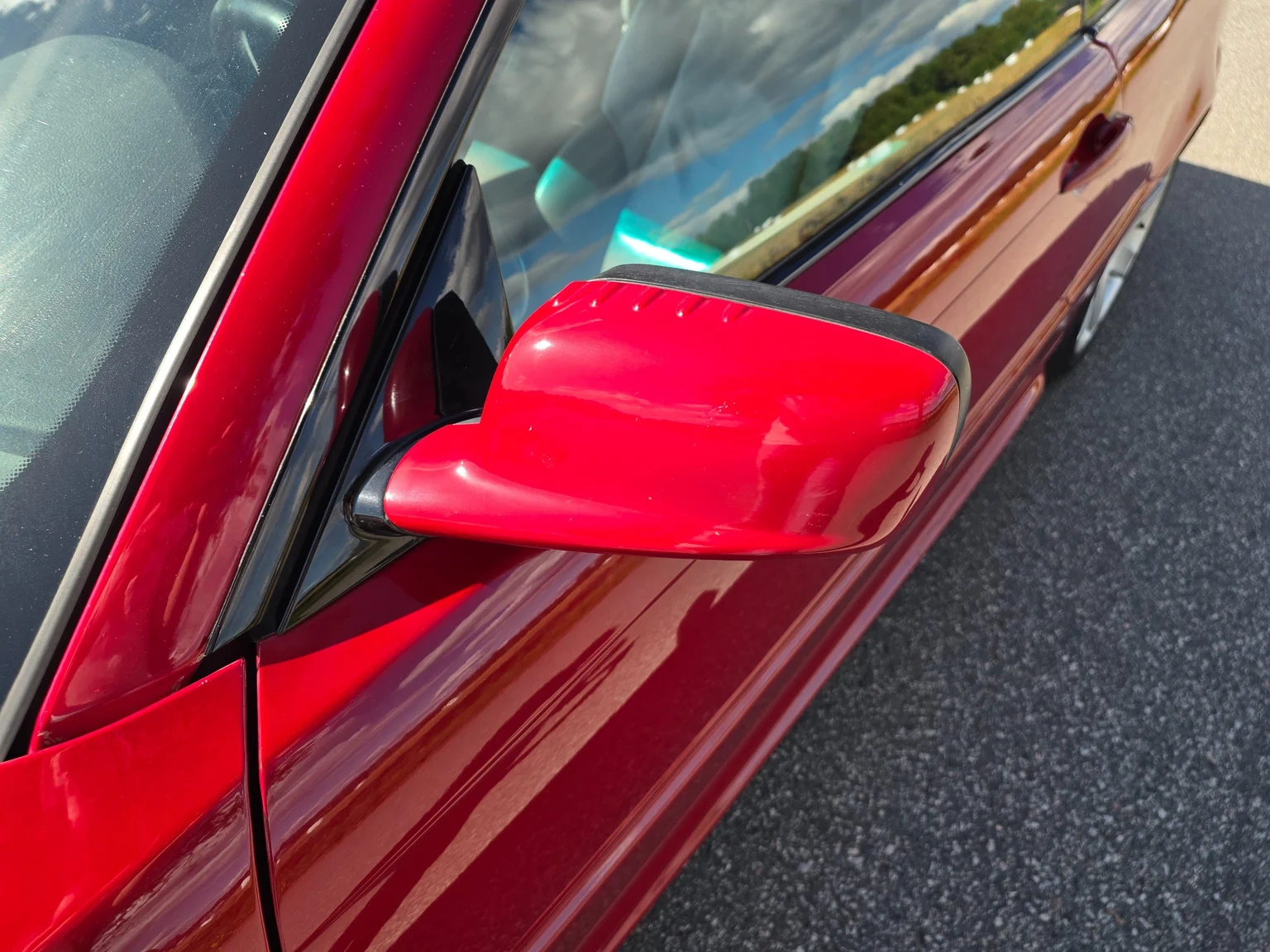 Exterior image of 2002 BMW 330Ci Convertible (41)