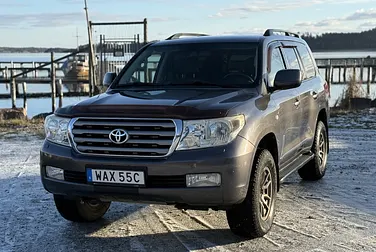 #<Image:0x00007fa04c9faf08>