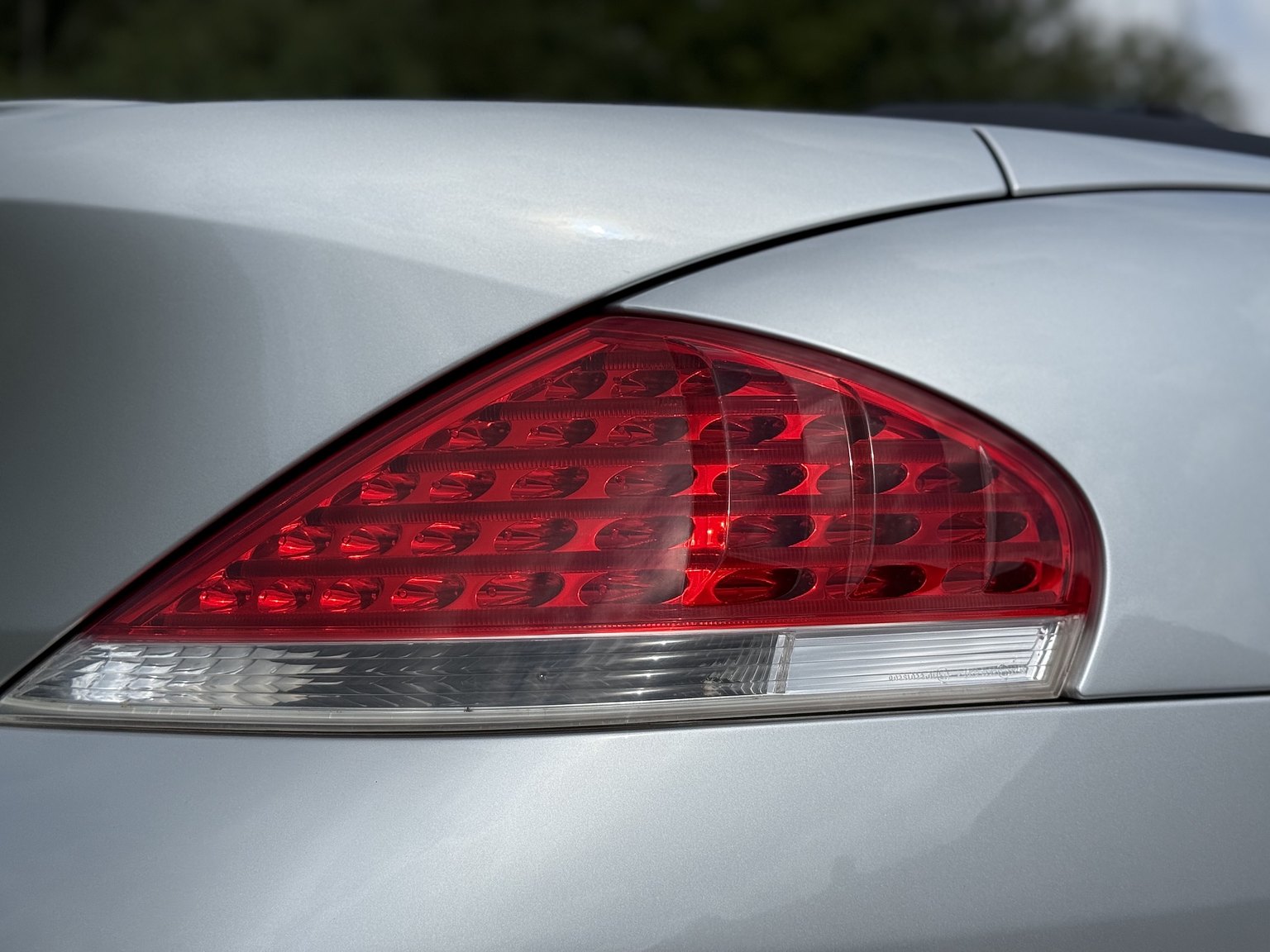 Exterior image of 2004 BMW 645Ci Convertible