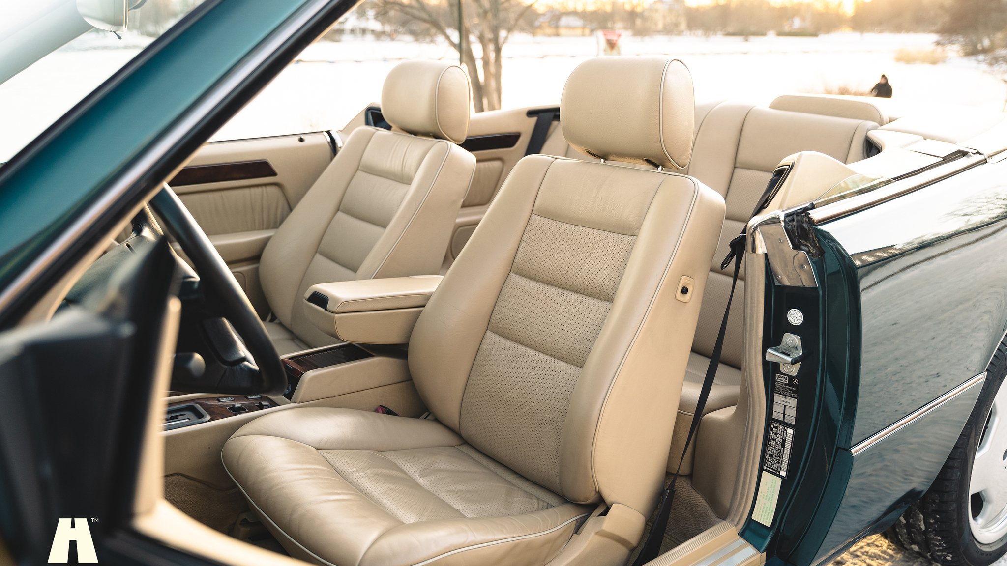 Innenraumfoto von 1995 Mercedes-Benz E320 Cabriolet 