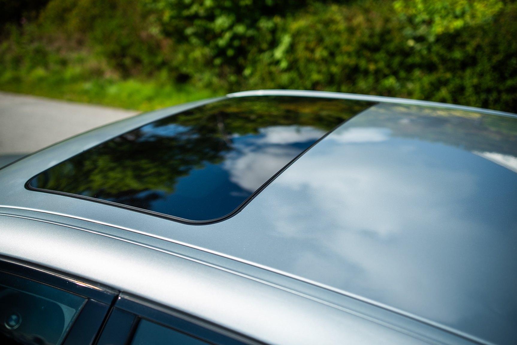 Exterior image of 2006 BMW E60 M5