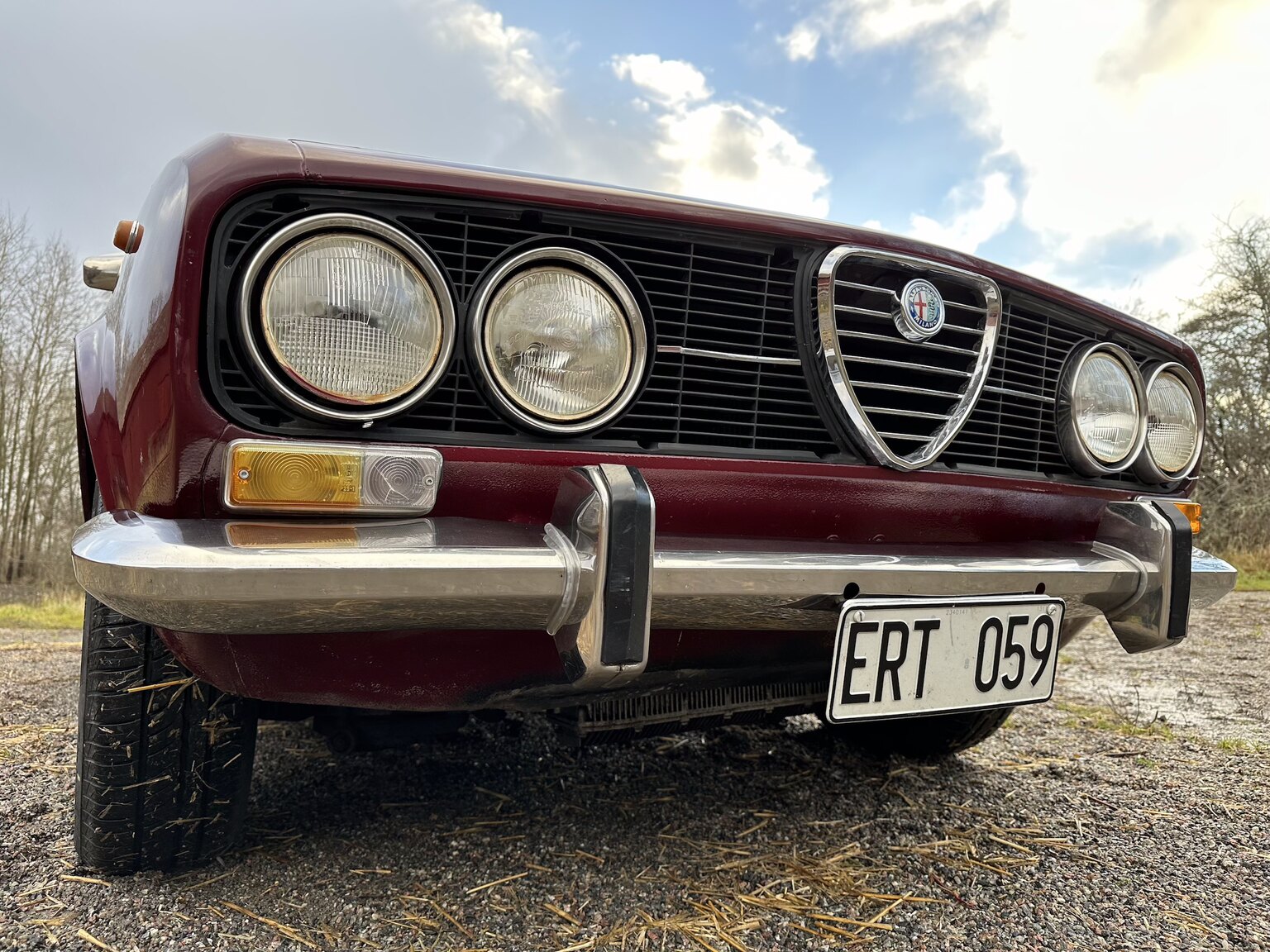 Exterior image of 1973 Alfa Romeo Berlina 2000