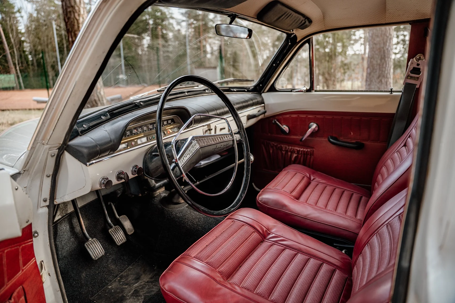 Interior image of 1966 Volvo Amazon kombi (1)