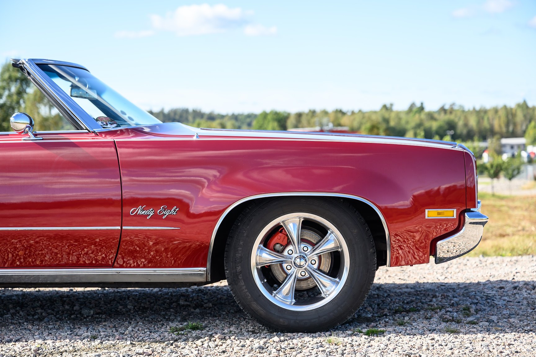 Exteriörbild på 1970 Oldsmobile Ninety-Eight Convertible 7.5 V8