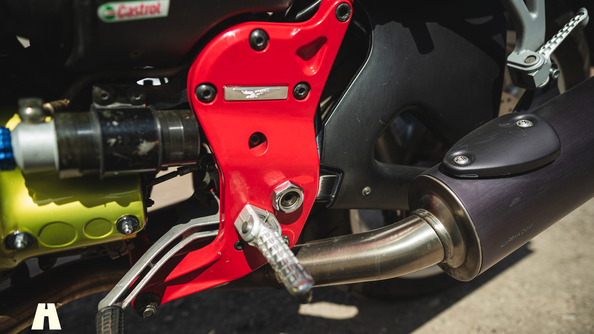 Image of 2002 Moto Guzzi V11 Sport mechanics (54)