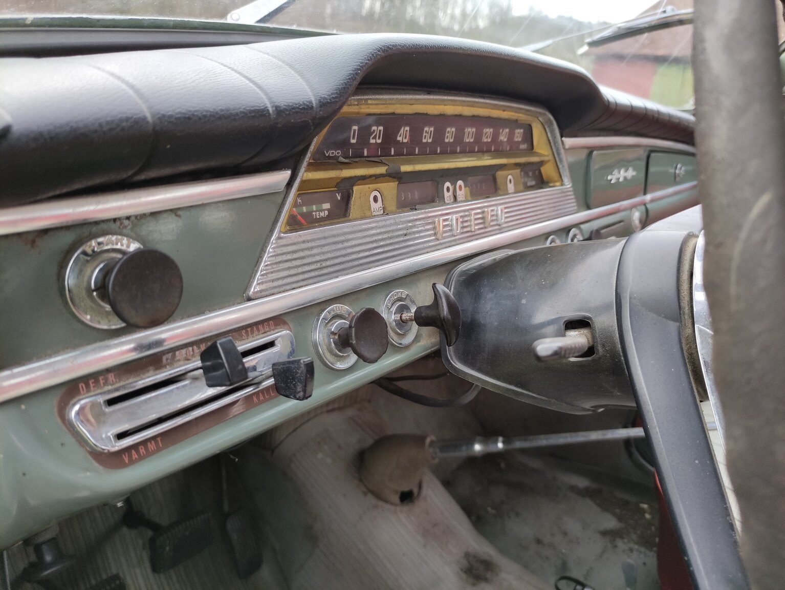 Interior image of 1960 Volvo P210 Duett