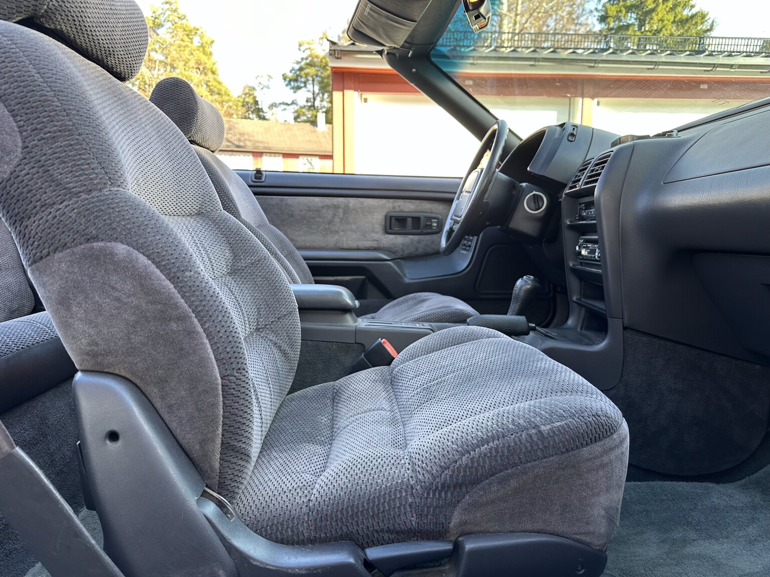 Innenraumfoto von 1995 Chrysler LeBaron