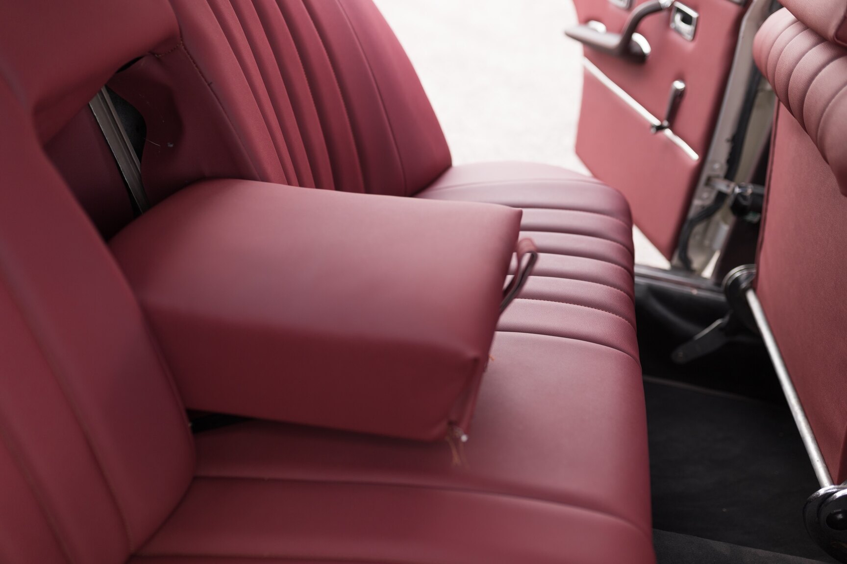 Interiörbild 1966  Mercedes-Benz 250 