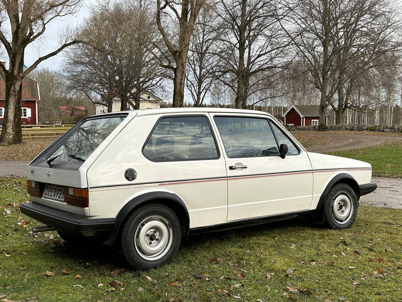 Exteriörbild på 1984 Volkswagen Golf GTI Special