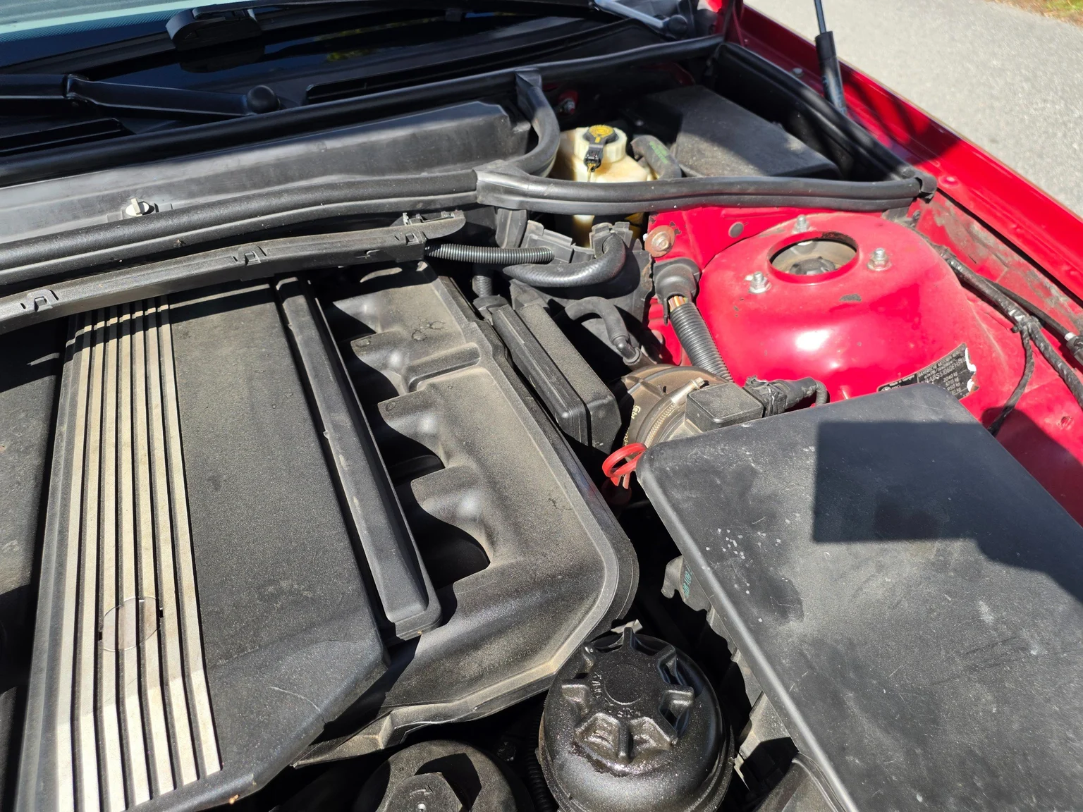 Image of 2002 BMW 330Ci Convertible mechanics (8)