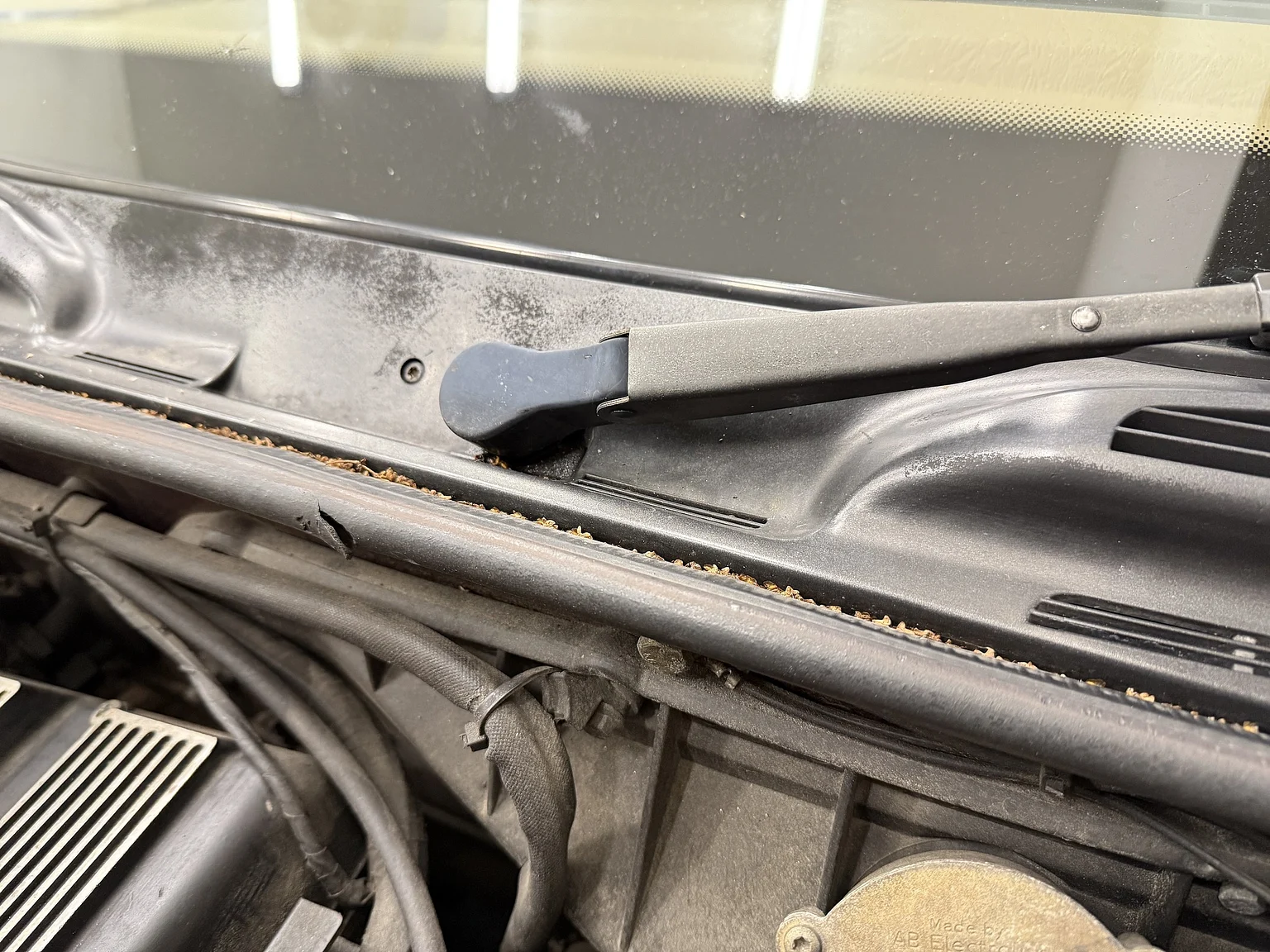 Image of 1991 Jaguar XJ40 Sovereign mechanics (15)