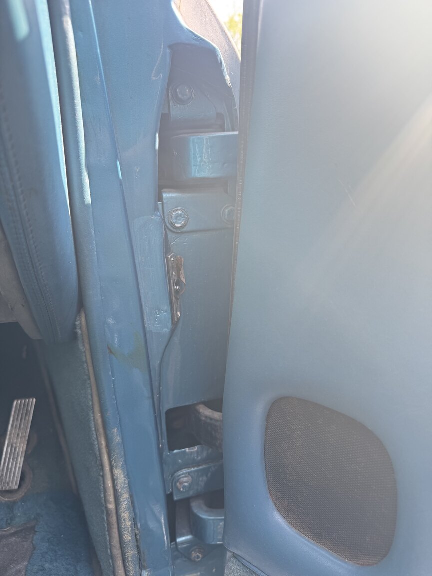 Interior image of 1976 Rolls-Royce Silver Shadow