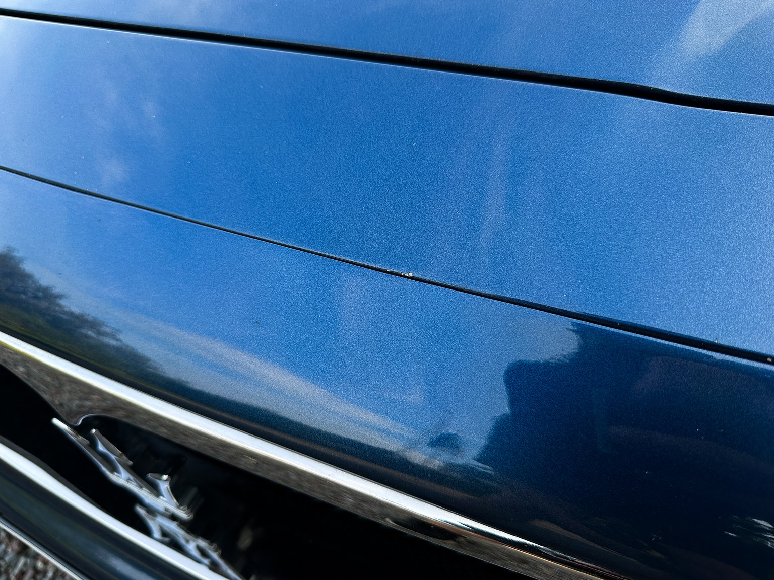 Exterior image of 2000 Maserati 3200 GT