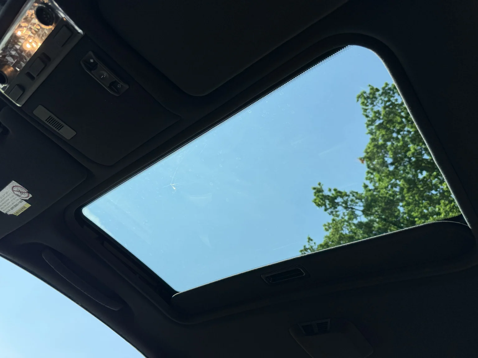 Interior image of 2004 BMW M3 Coupé (44)