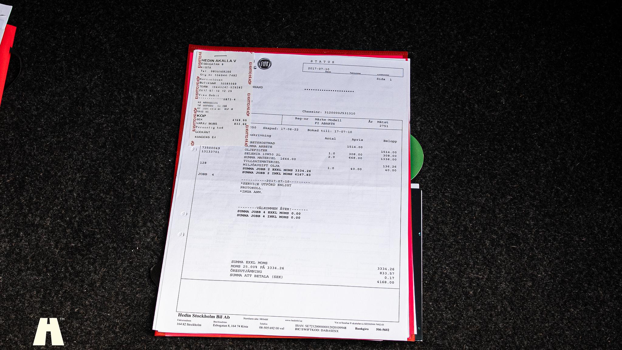 Dokumentation för 2016 Abarth 595 Competizione (18)