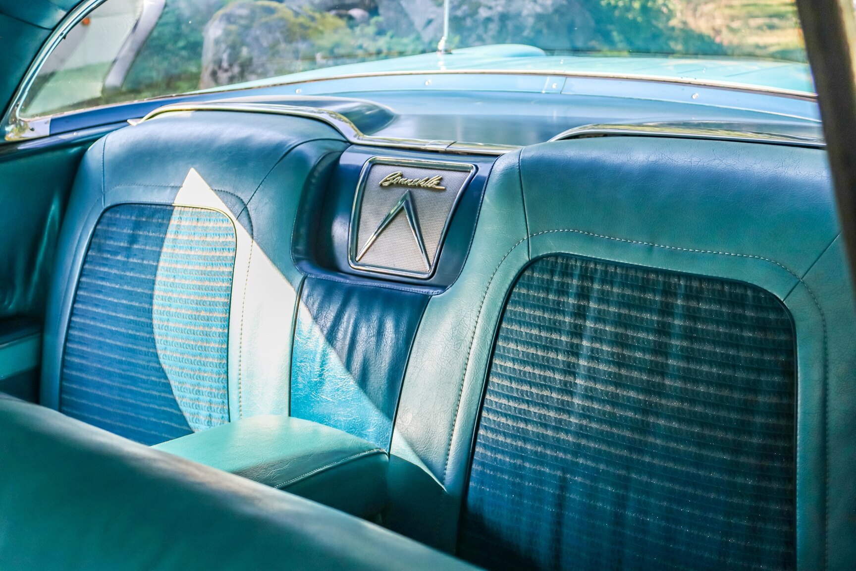 Interior image of 1958 Pontiac Bonneville