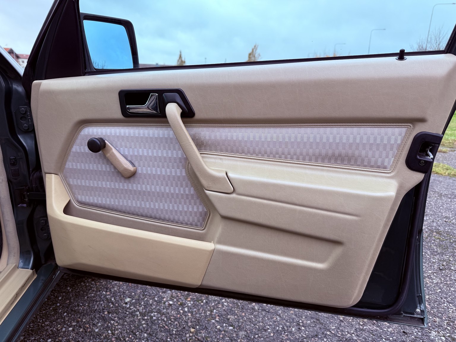 Interiörbild 1989 Mercedes-Benz 190 E