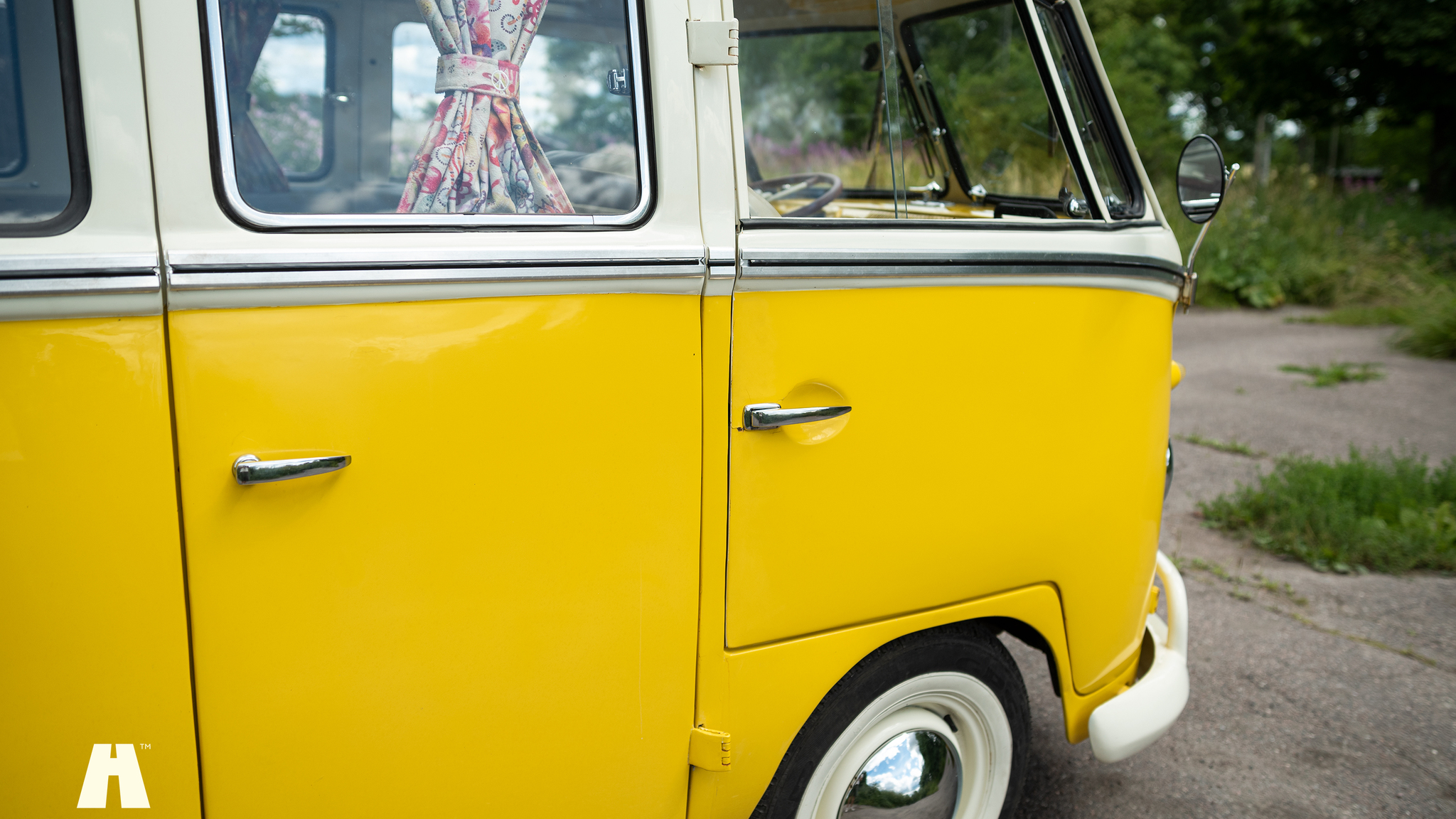 Exteriörbild på 1974 Volkswagen T1 Split Window  