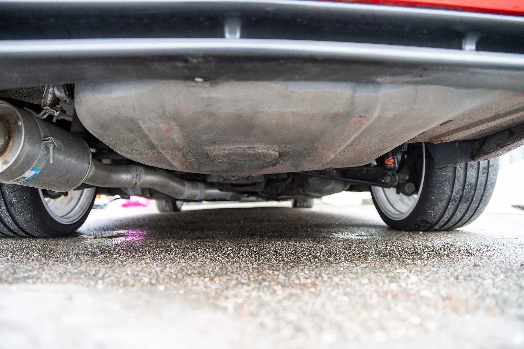 Exterior image of 1992 BMW 325i Turbo (71)