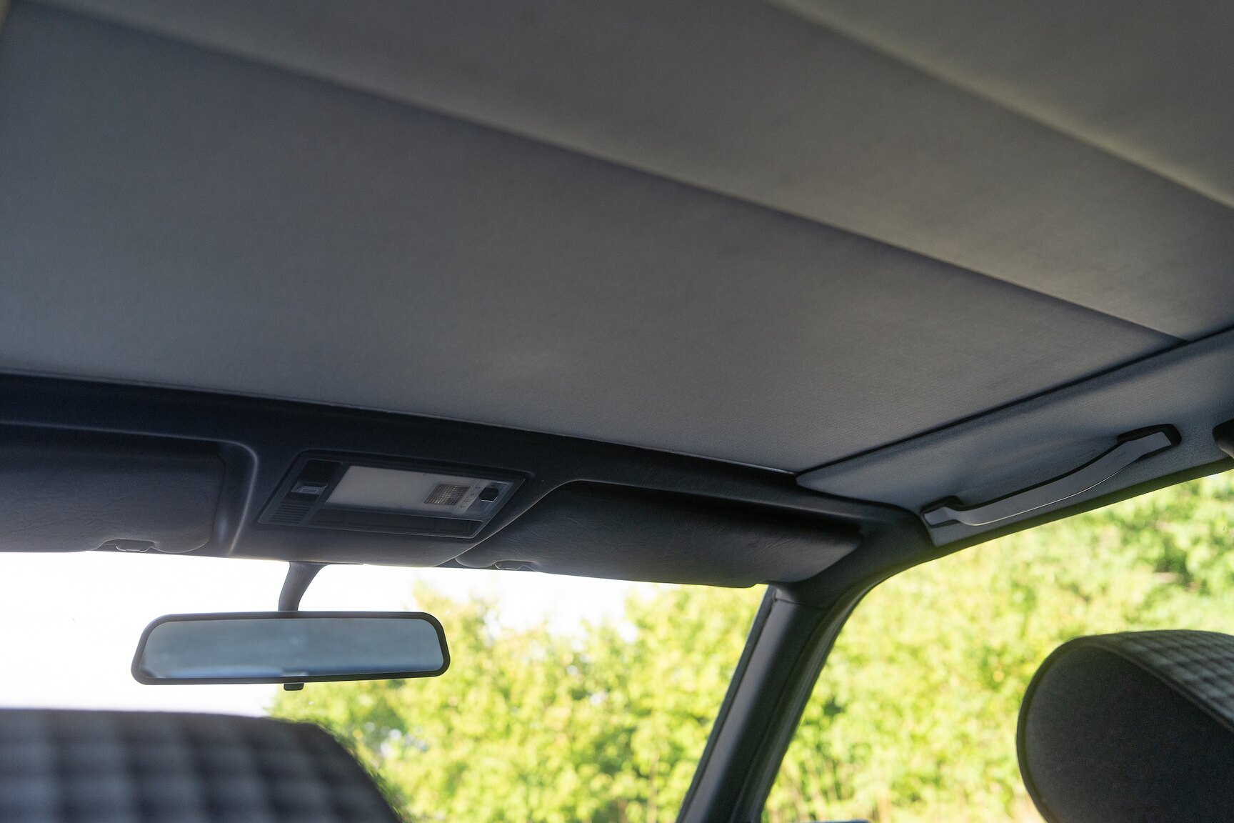 Interior image of 1992 Mercedes-Benz 190E "No Reserve Auction"