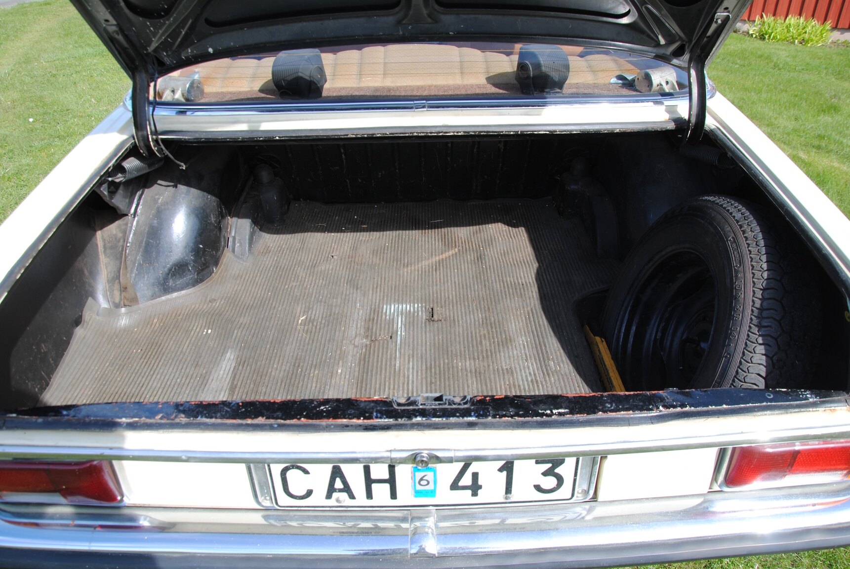 Interiörbild 1971 Mercedes-Benz 220D