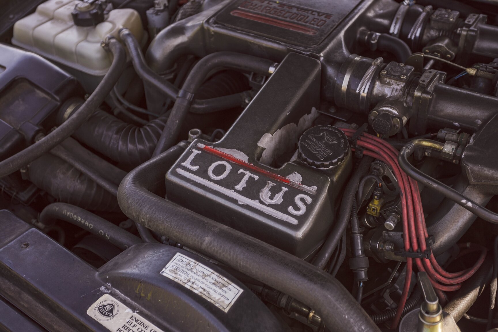 1991 Lotus Omega, Mekanik