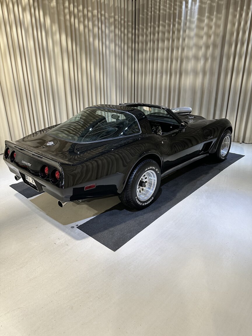 Aussenfoto 1975 Chevrolet Corvette Stingray 