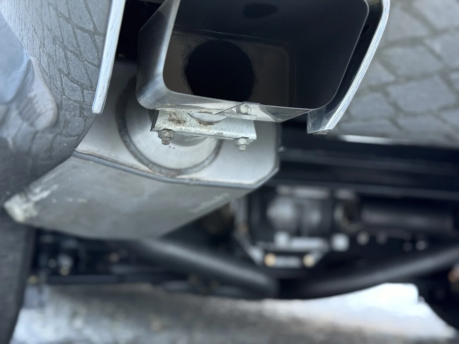 Aussenfoto 1971 Chevrolet Corvette Stingray Special 598 cui V8 795 hk (67)